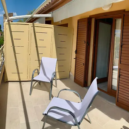 Villaggio La Cinta בית הארחה *