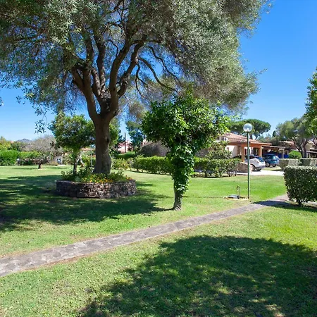 Villaggio La Cinta 3*
